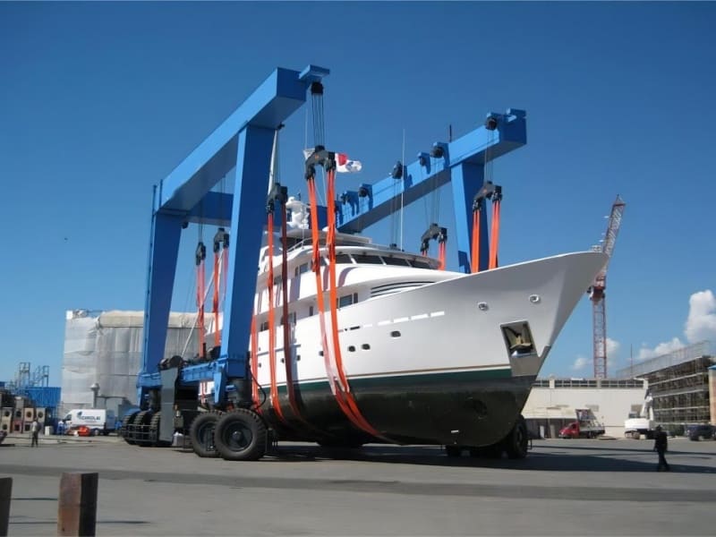SEVENCRANE-Boat Travel Lift 1