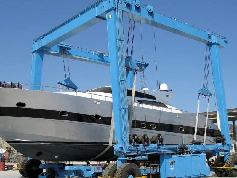 SEVENCRANE-Marine Travel Lift 1