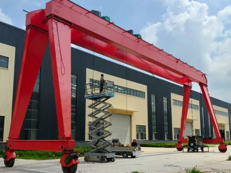 SEVENCRANE-Rubber Tyred Gantry Crane 1