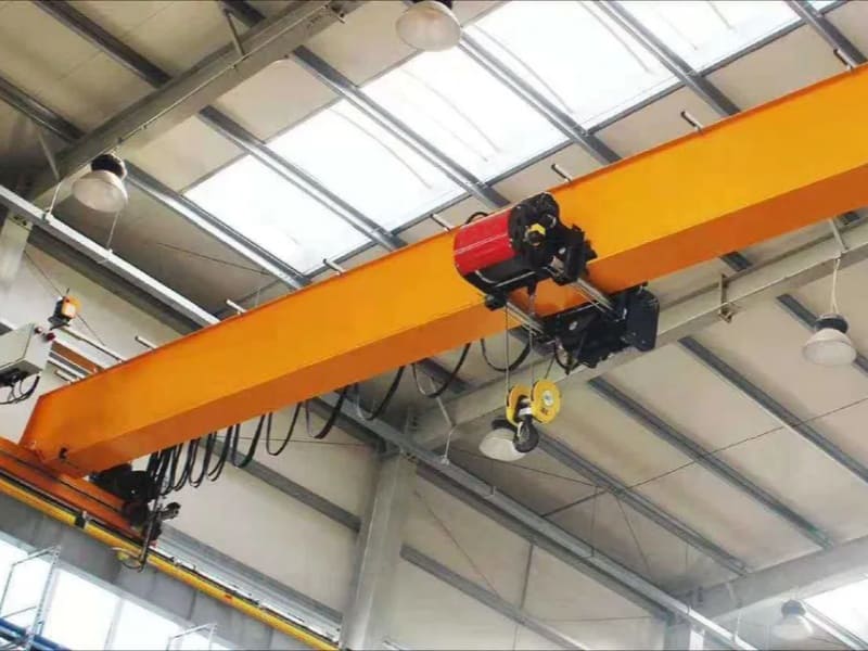SEVENCRANE-Single Girder Overhead Crane 1