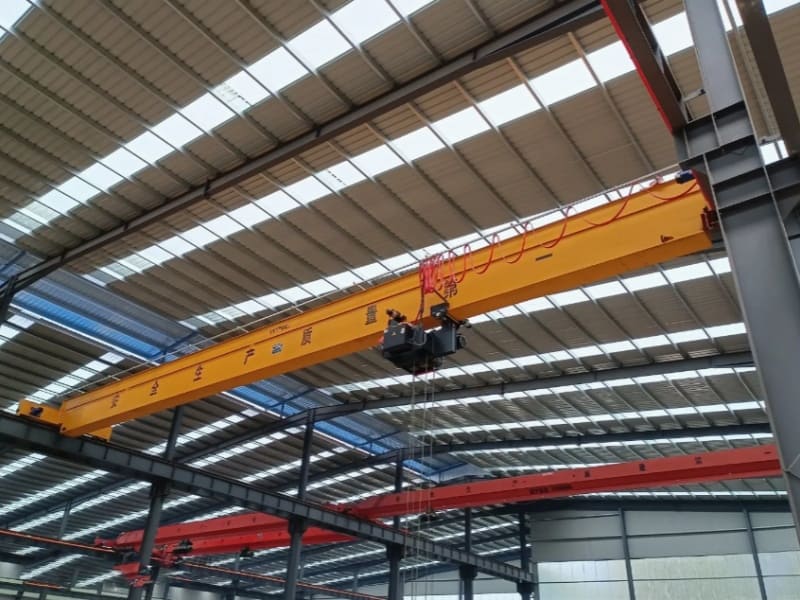 SEVENCRANE-Single Girder Overhead Crane 1