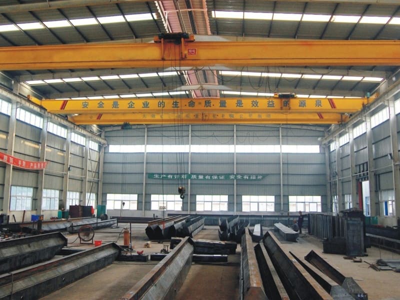 SEVENCRANE-Single Girder Overhead Crane 1